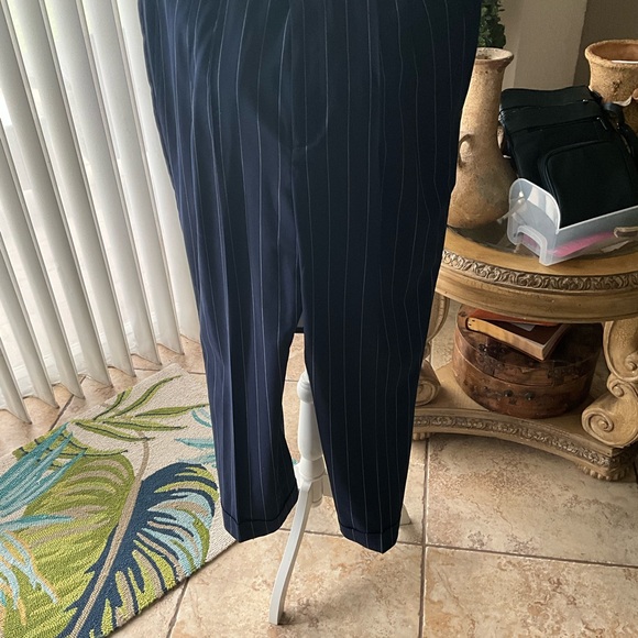 WOMENS RALPH LAUREN SLACKS - Picture 3 of 3